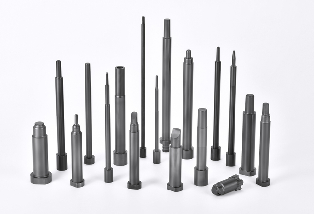 Manguitos eyectores de precisión: soluciones personalizadas con revestimiento de TiN para moldes de embalaje de alta velocidad